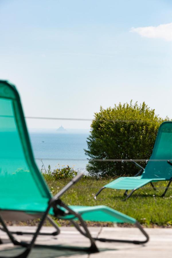 La Metairie-Du-Vauhariot - Chambre Ou Lodge - Piscine Chauffee - Vue Mer Et Mont Saint Michel - Gr34 Cancale Bagian luar foto